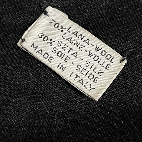 Chanel  Silk/Wool Wrap/Shawl Scarf. - Picture 11 of 16